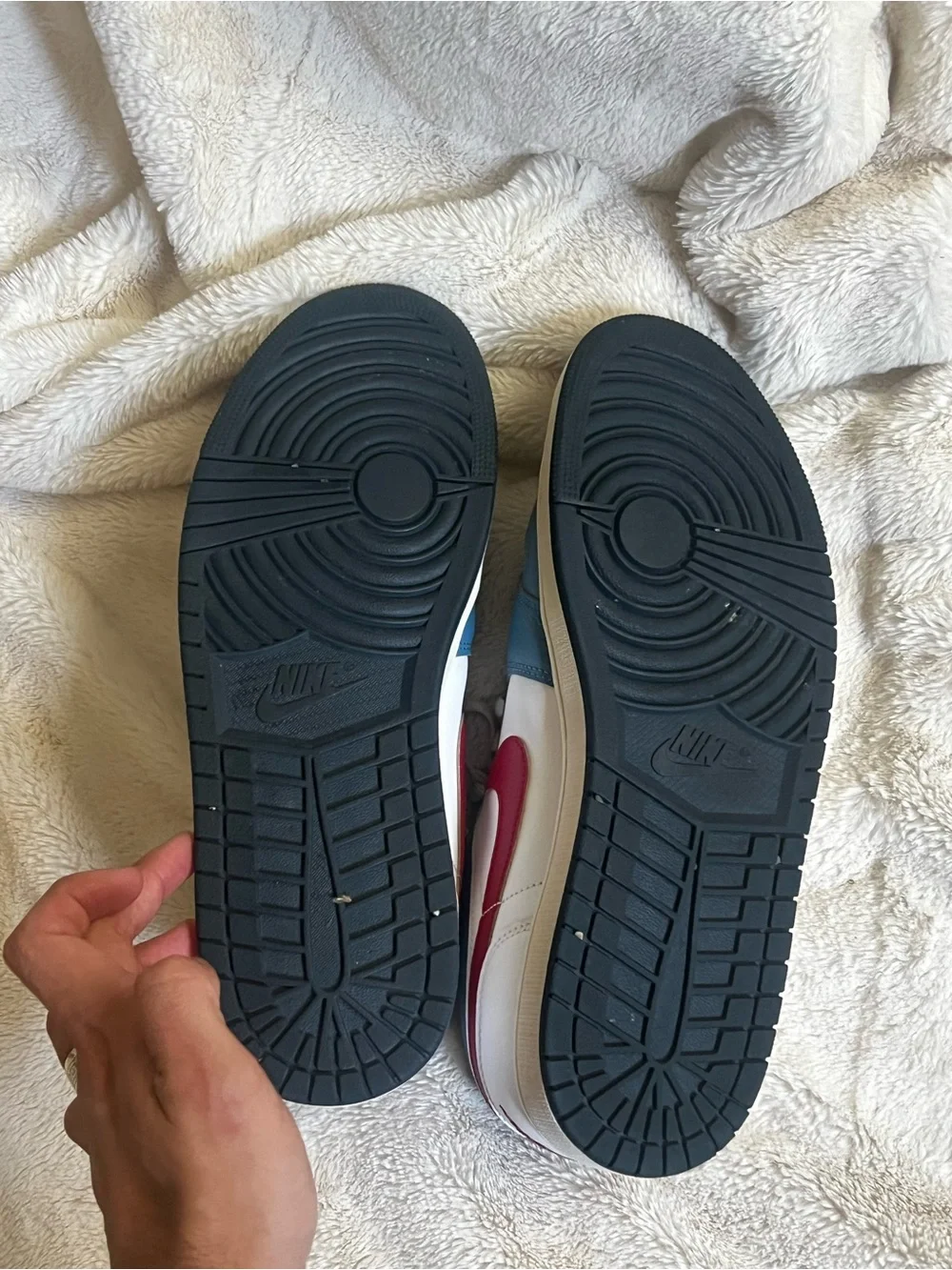 Nike - Picture 5 of 6
